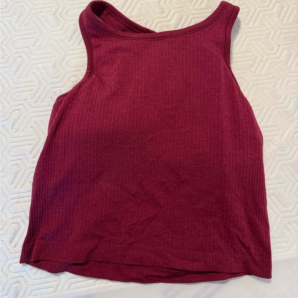 Lululemon Ebb to Street Cropped Racerback Tank Top top size 8